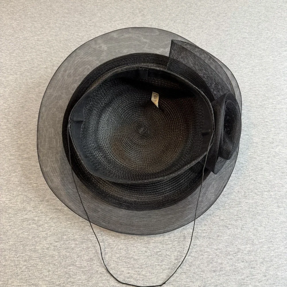Vtg Black Straw Sinamay Mesh Fascinator Hat Made in Taiwan ROC Church Derby Tux